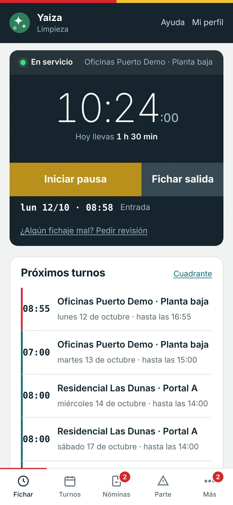 Pantalla de fichar de una limpiadora, en servicio en unas oficinas